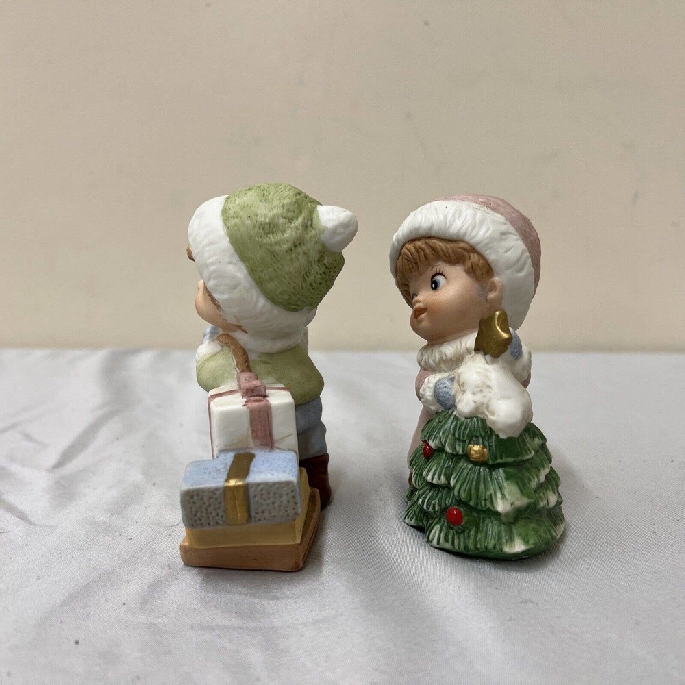 Vintage Homco Christmas 5556 Porcelain Christmas Children Boy & Girl Figurines - Picture 4 of 12
